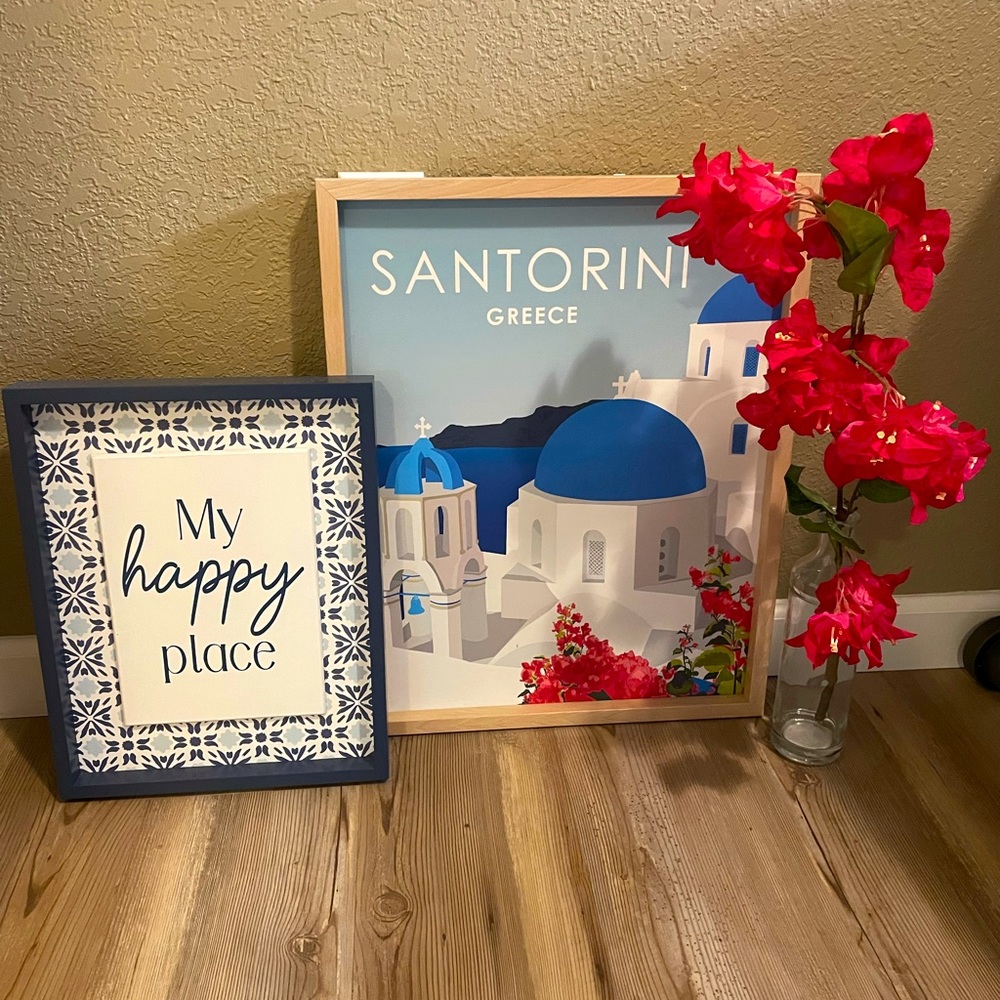 Santorini bathroom decor
